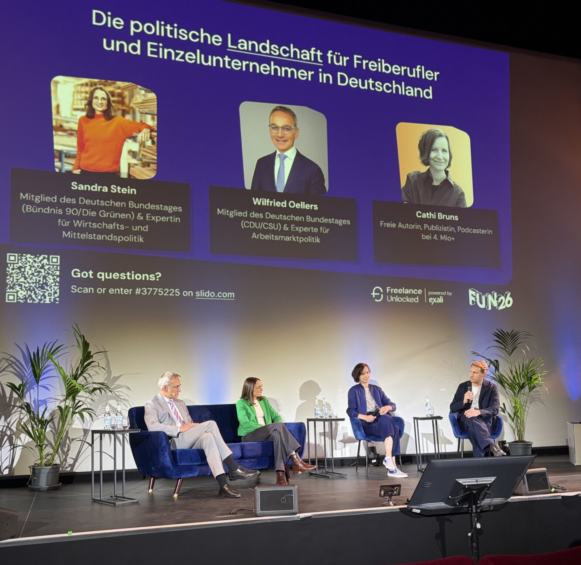 Politik-Talk auf der Freelance Unlocked mit Sandra Stein, Wilfried Oellers und Cathi Bruns